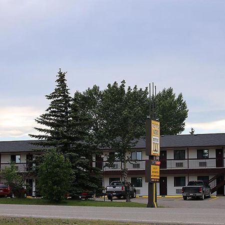 Golden West Motor Inn Carstairs Extérieur photo